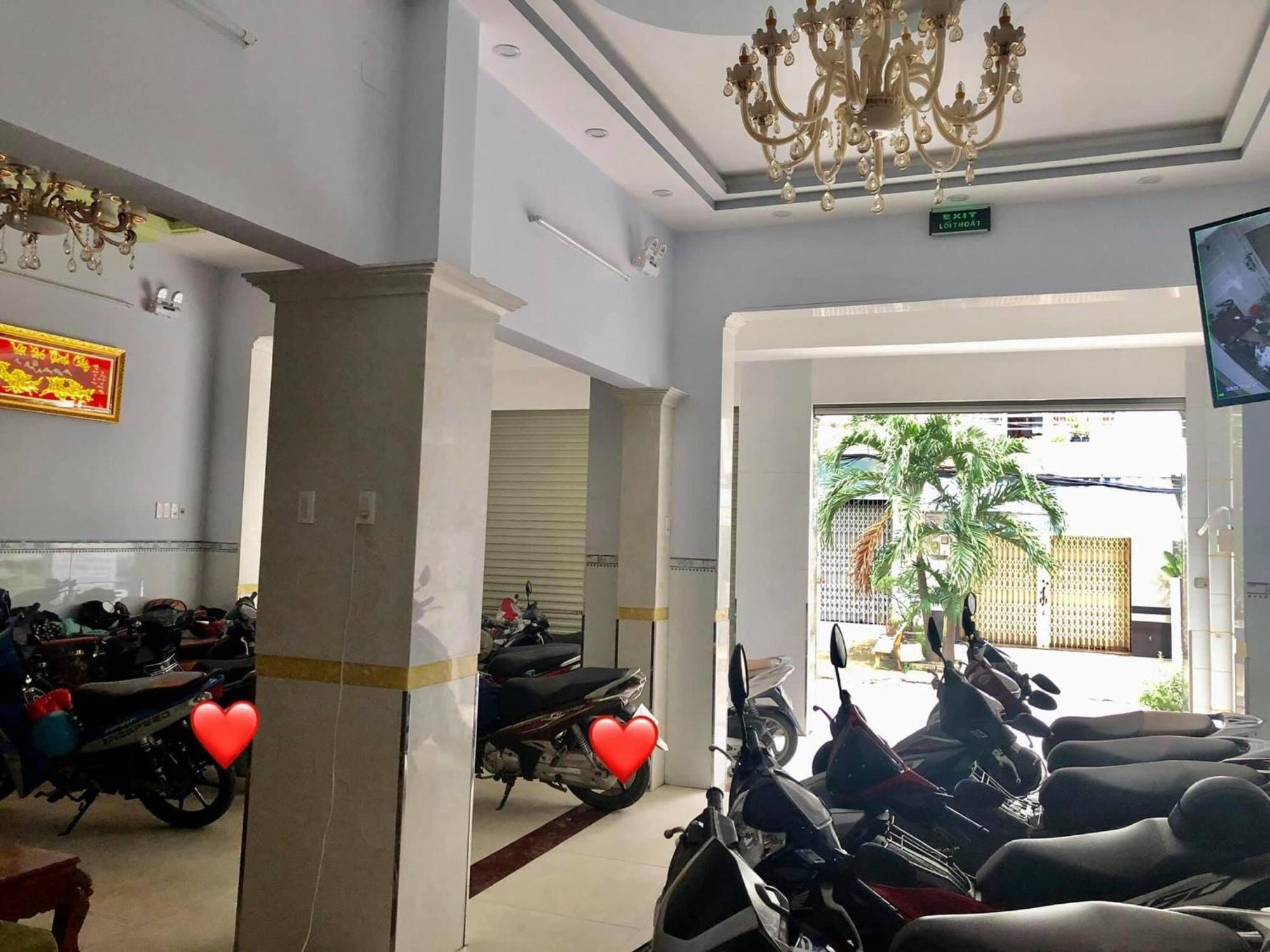 Thuy Trang Hotel ホーチミン市 エクステリア 写真